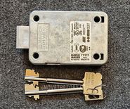 Trezorový zámek MAUER 71111 / President - motýlkový klíč 90 mm